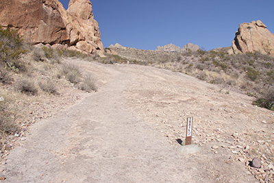 Path to La Cueva